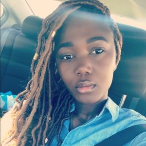 Meet your Posher, Nadia